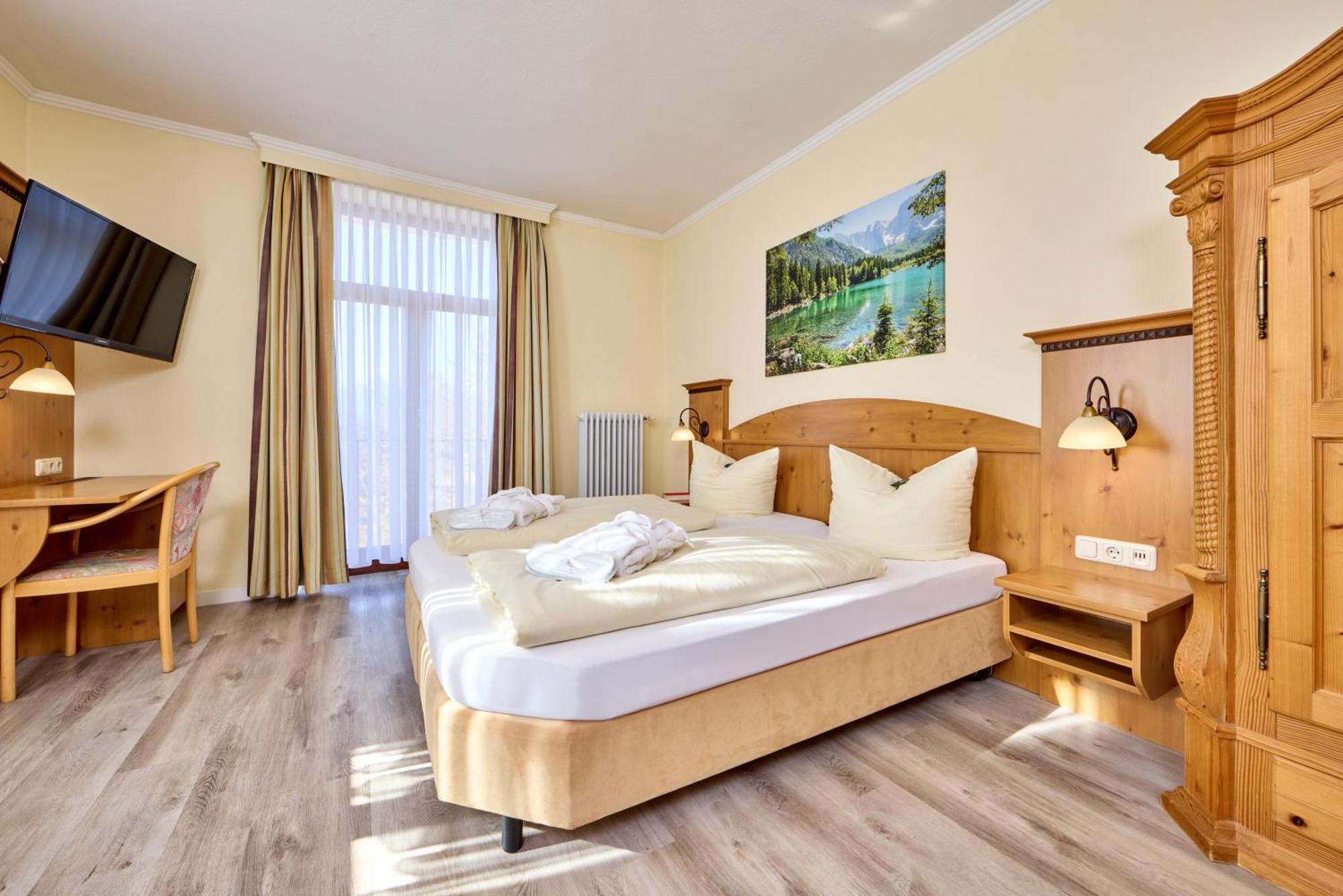 Hotel Vier Jahreszeiten Garmisch-Partenkirchen Luaran gambar